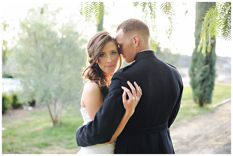 Romantic-Winery-Wedding-Photos-Falkner-Winery-Lee-and-Meghan-Shinn