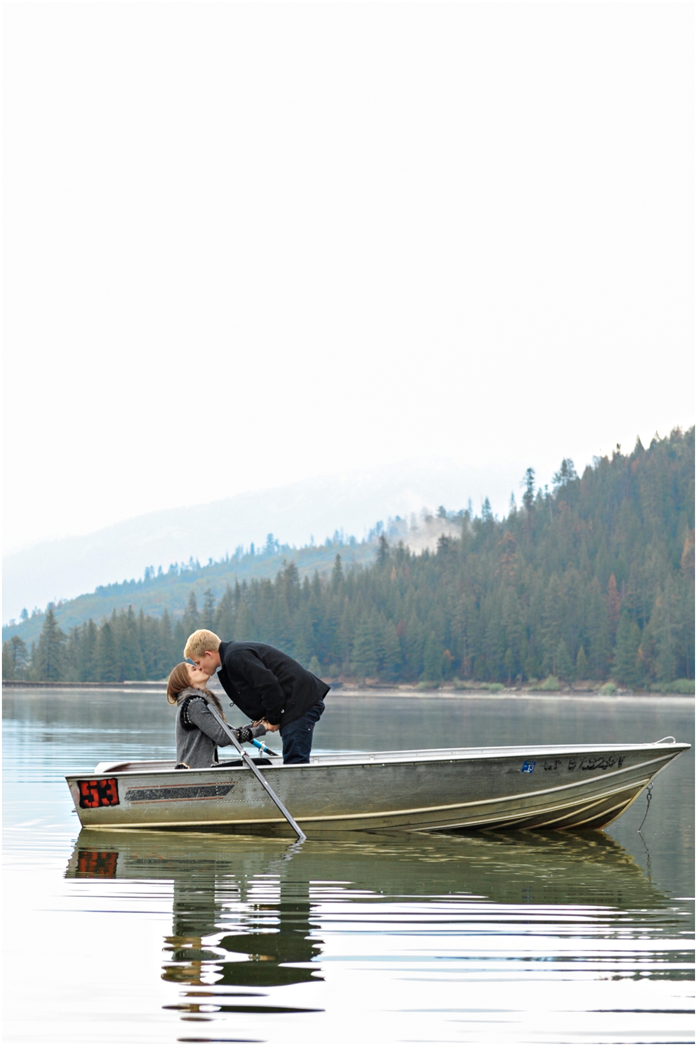 Mountain_engagement_photos_lake_hume-mitchell_and_hannah