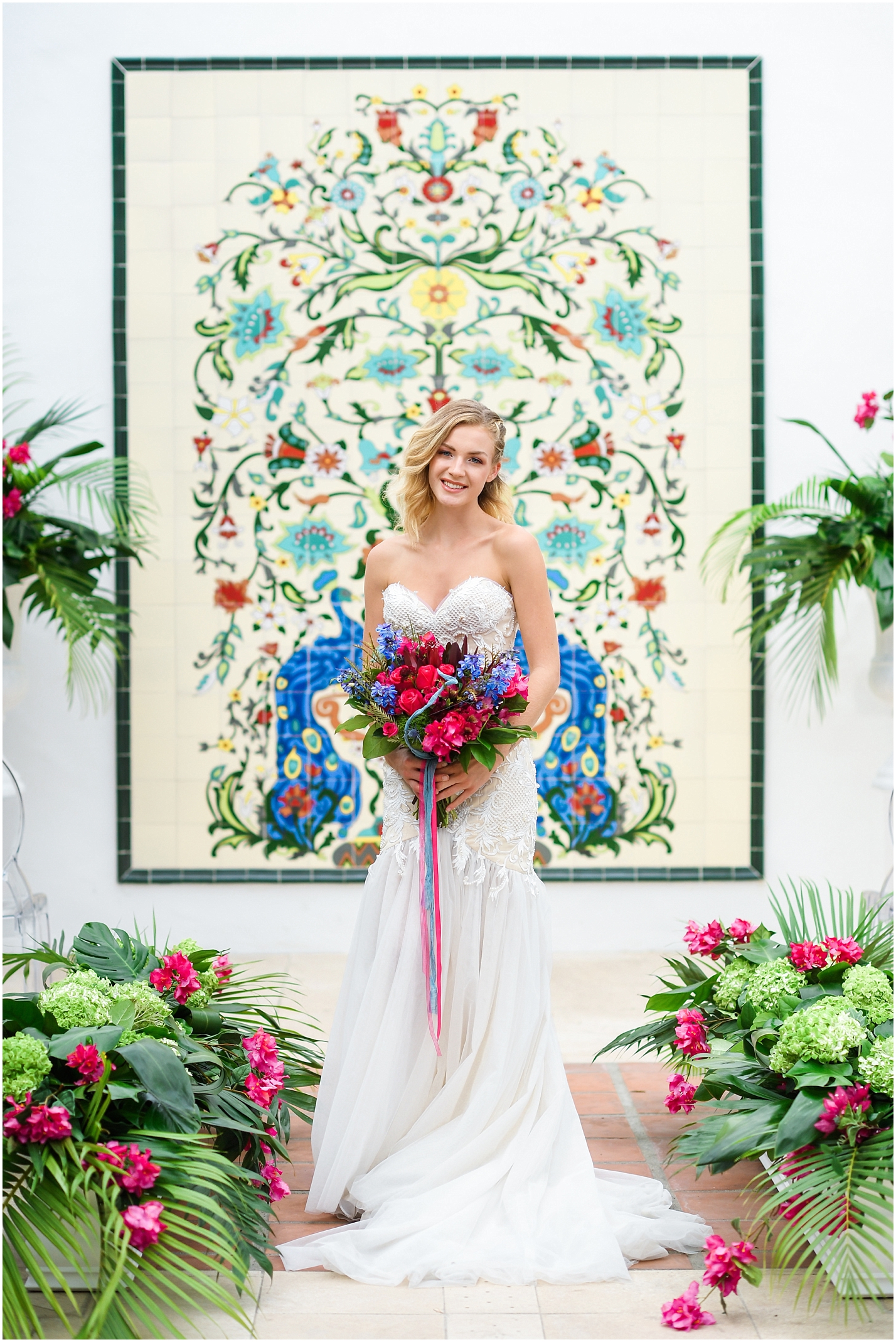 Tropical_California_Wedding_at_Historic_San_Clemente_venue_La_Ventura_kate_noelle